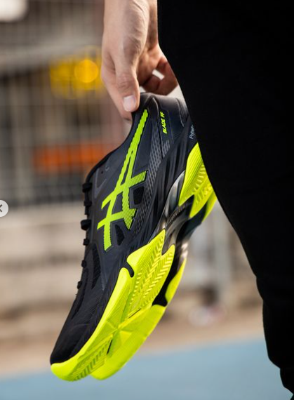 ASICS Blade FF